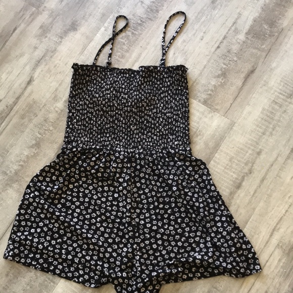 Ardene jumpsuit, shorts, black and white - Picture 3 of 7